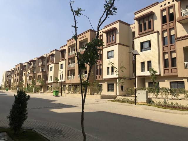 apartment at Green 5