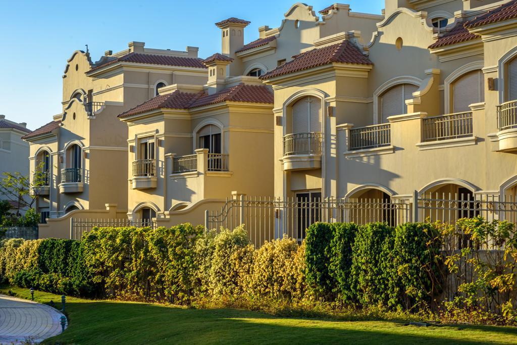 3 Bedrooms 202 sq.M Villa for sale 14,000,000 EGP in El Patio 5 East,El Shorouk,Egypt