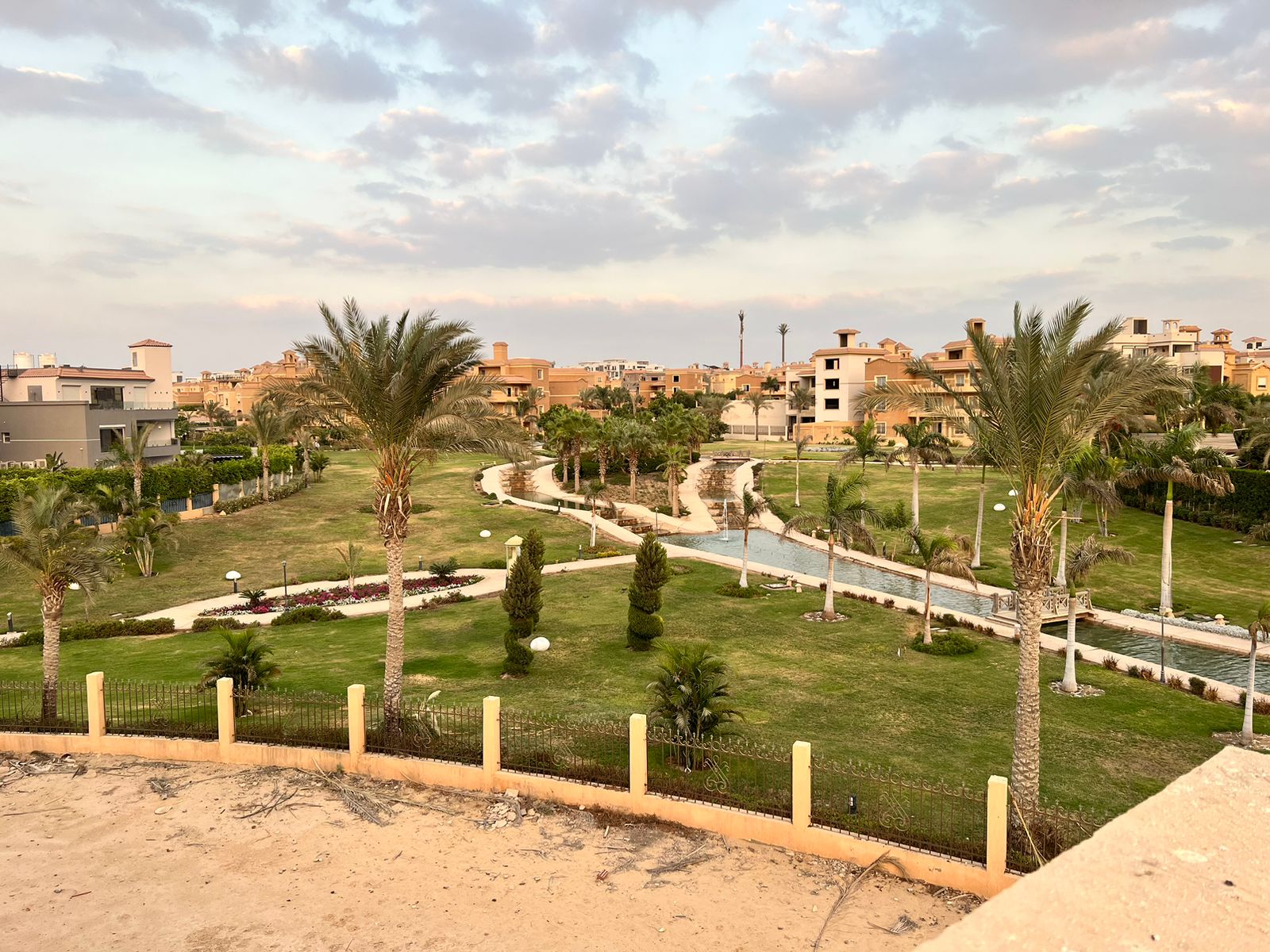 فيلا 6 غرف نوم 900 م² - لي روا القاهرة الجديدة، القاهرة الجديدة، مصر - للبيع
