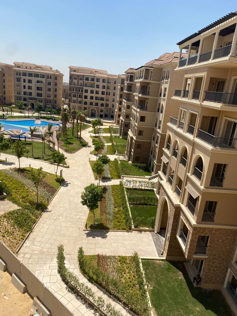 apartment at Ninety Avenue