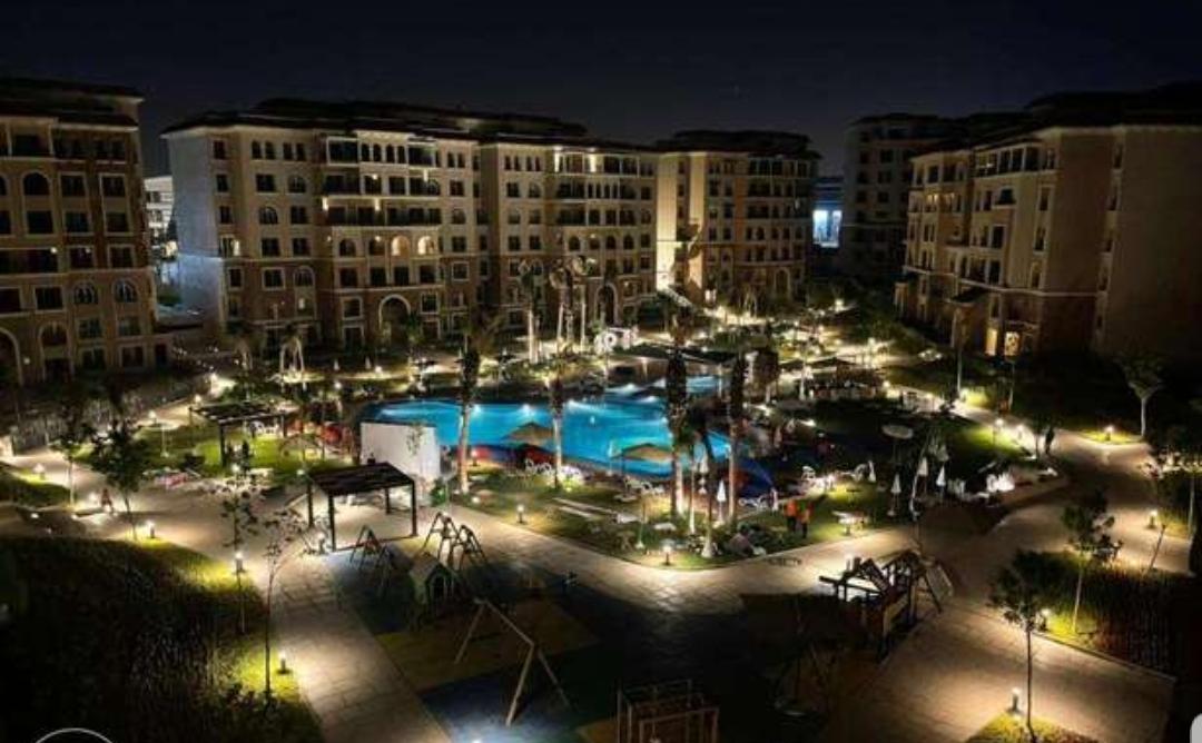 apartment at Ninety Avenue