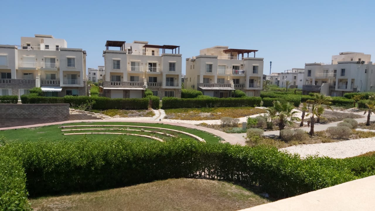 duplex at Amwaj