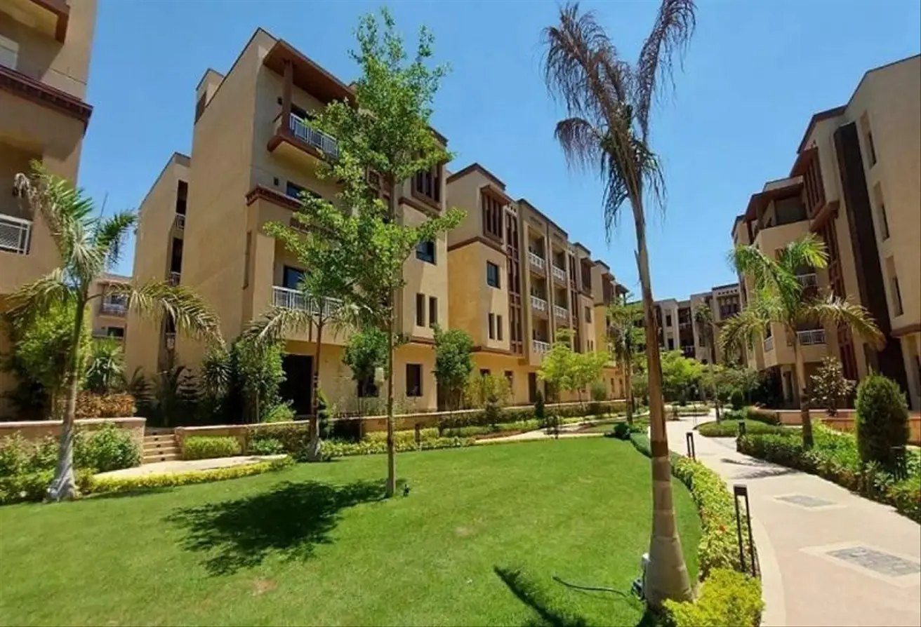 apartment at Green 5