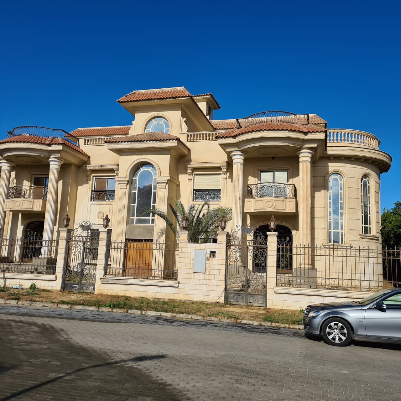 villa at El Safwa