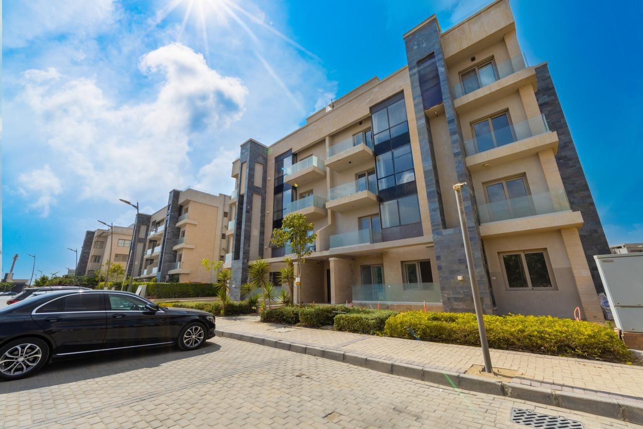 apartment at Galleria Residence