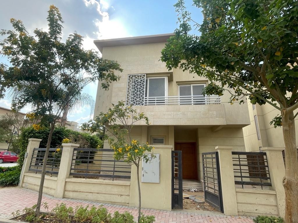 4 Bedrooms 313 sq.M Villa for sale 27,000,000 EGP in JEDAR,6th of October City,Egypt