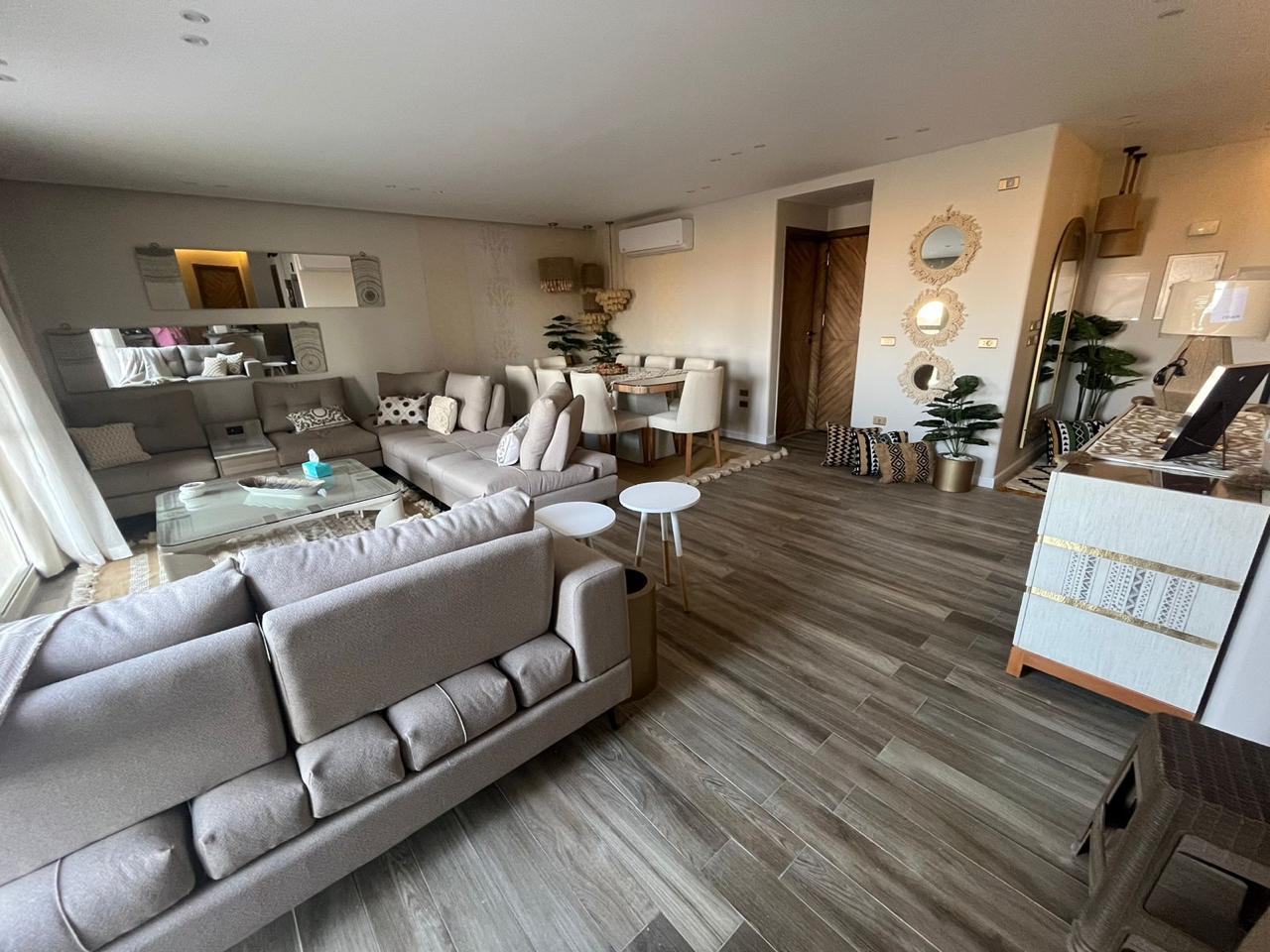 apartment at Sarai