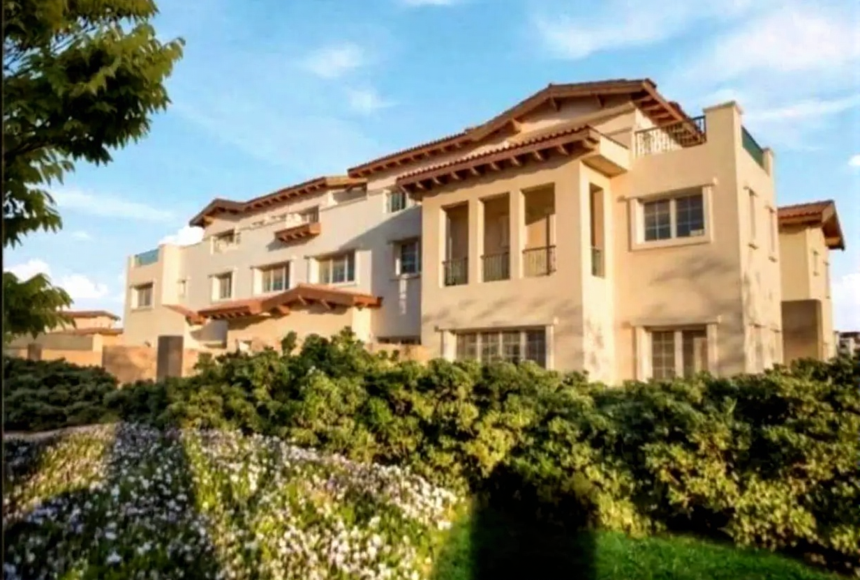 villa at Palm Hills New Cairo