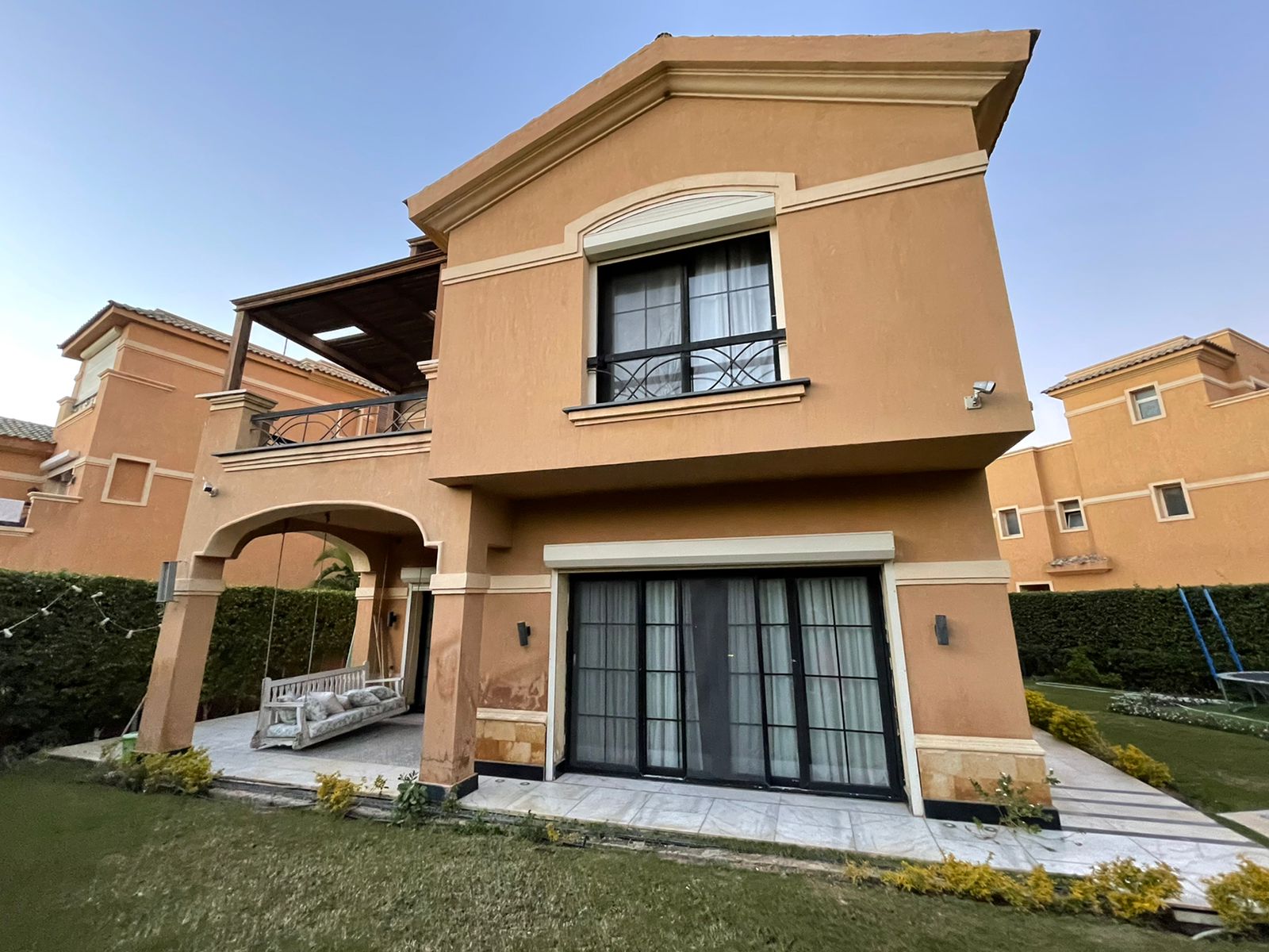 villa at Dyar Park