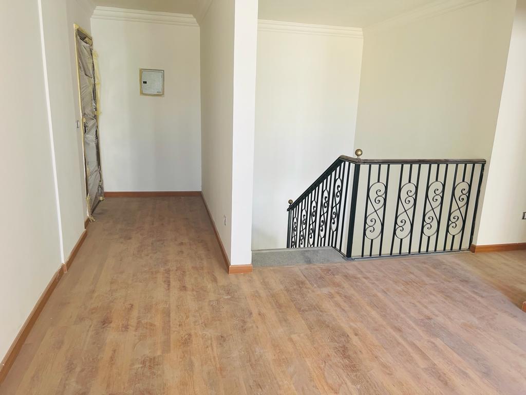 duplex at Jayd