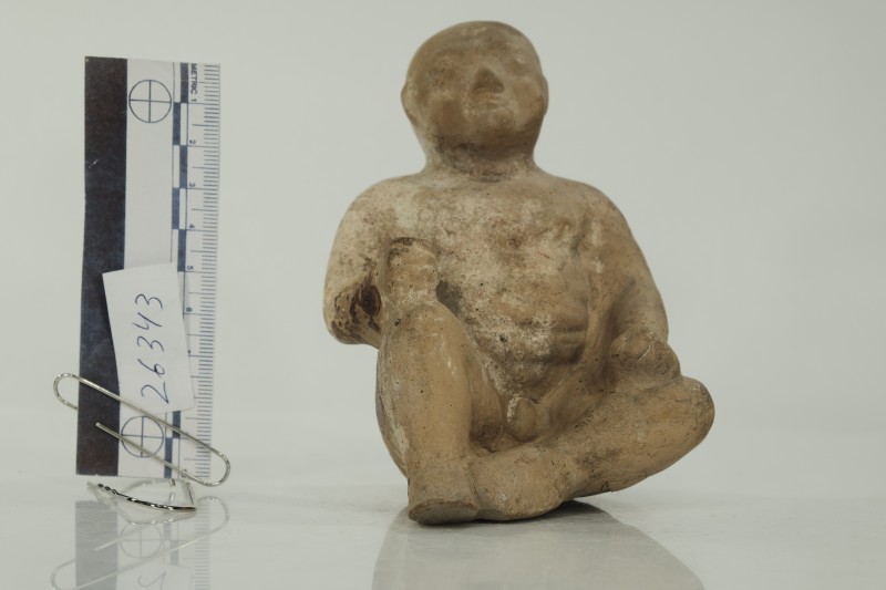 Теракотова фігурка храмового хлопчика