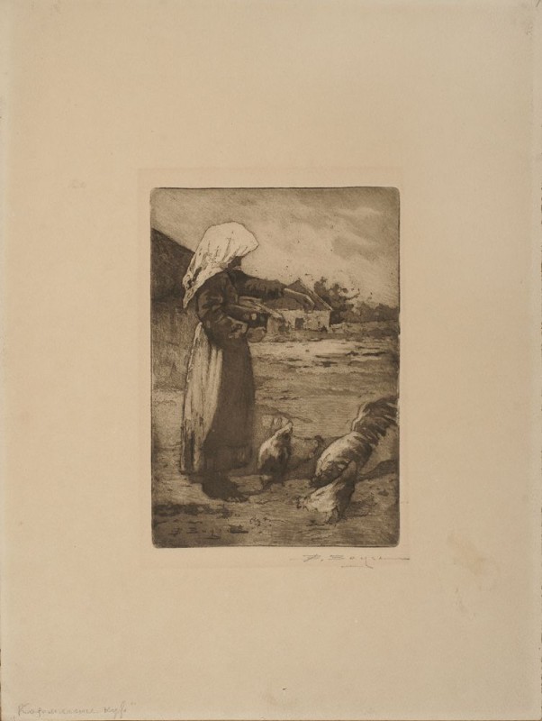 Жінка годує курей