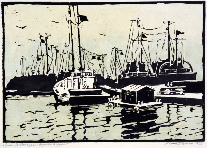 Ялта. Учбове судно с водолазною будкою