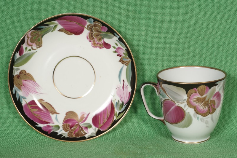 Чашка з блюдцем "Подарункова"