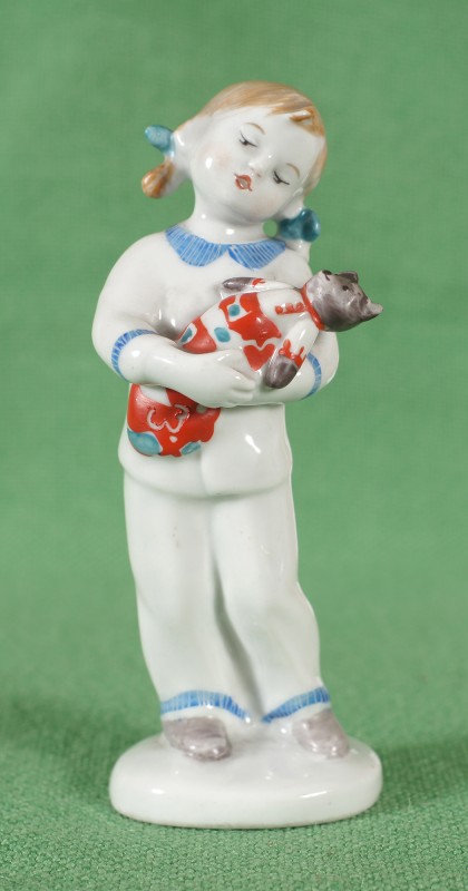 Статуетка "Колискова"