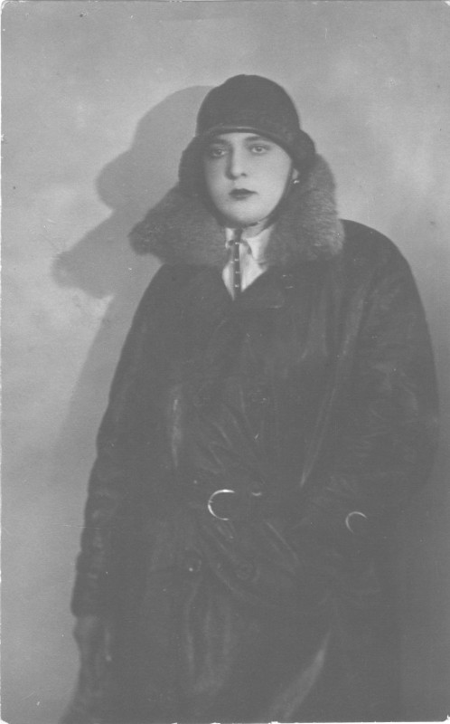 Фото. Костишина Т. Ф., штурман дальнього плавання. 1930 р.