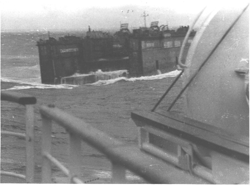 Фото. Переведення плав доку з Севастополя до Находки. 1967 р.