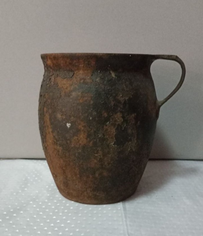 Горщик чавунний