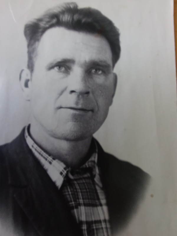 Голуб П. О. - фото.