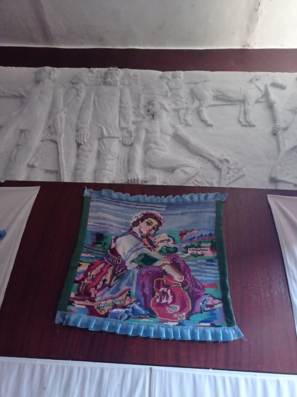 Напірниця вишита