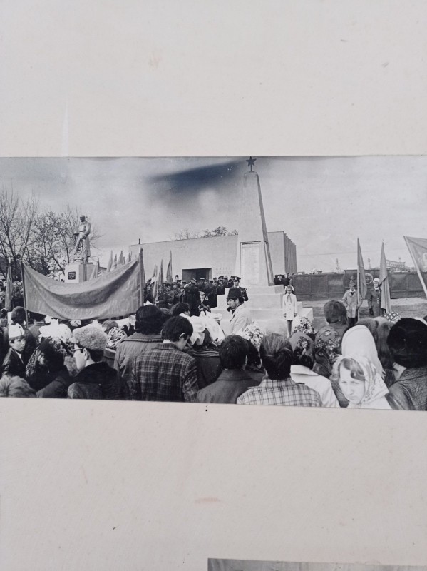 Фото чорно-біле