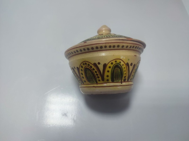 Мисочка з накривкою