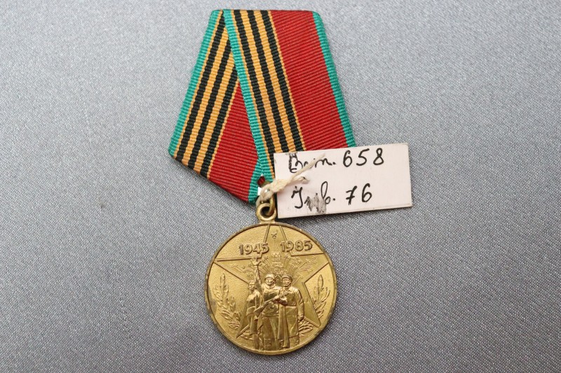 Ювілейна медаль «Сорок років Перемоги у Великій Вітчизняній війні 1941–1945 рр.» Молокова Василя Тимофійовича.