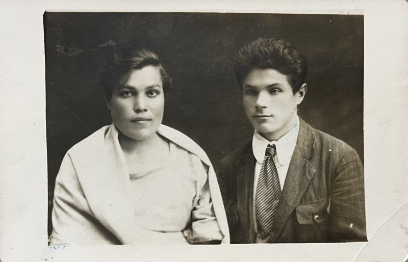 Фото. Бабенко Володимир Харитонович з дружиною Сірохою Єлизаветою Кузьмівною, 1926 рік