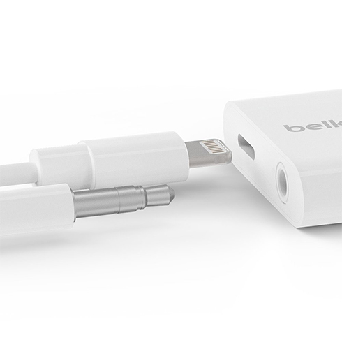 Belkin 3.5 mm Audio + Charge RockStar 4 - White