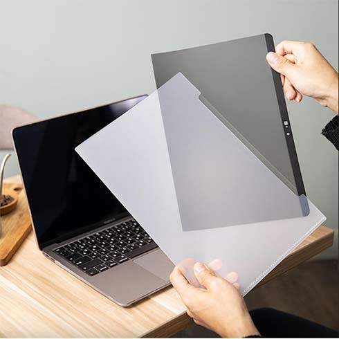 SwitchEasy Magnetic Privacy Protector pre Macbook Pro 13" 2016-2020/Air 2018- 2020