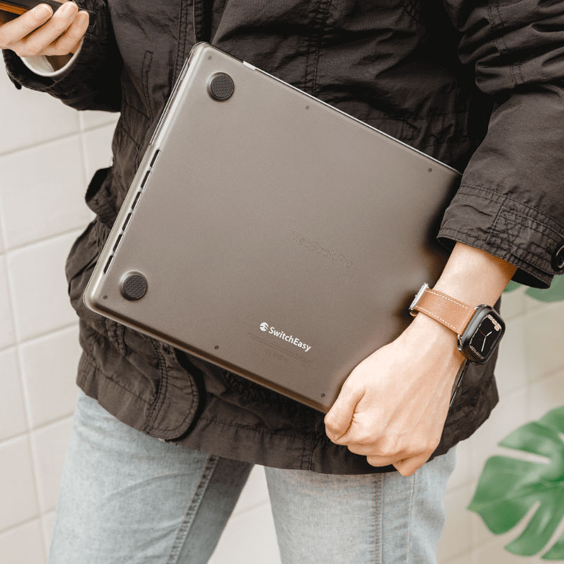 SwitchEasy Hardshell Nude Case pre MacBook Pro 14" M1/M2/M3/M4 - Stealth Black