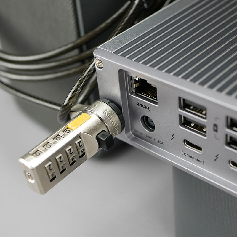 CalDigit Thunderbolt Station 4 - 18 Ports of Extreme Connectivity
