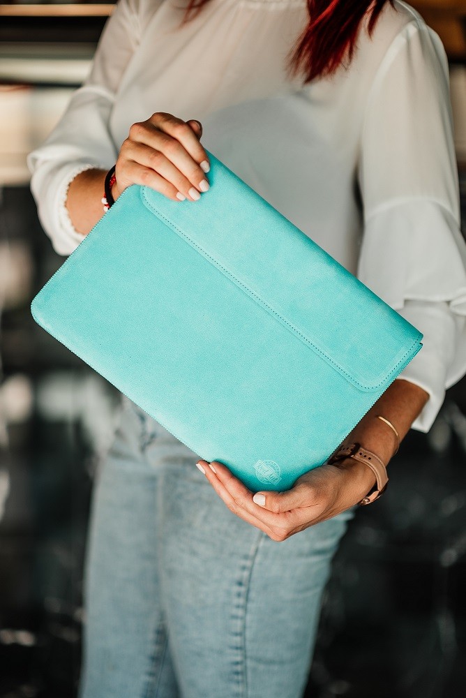 RED ANT SPRING MacBook Pro 14 tyrkys