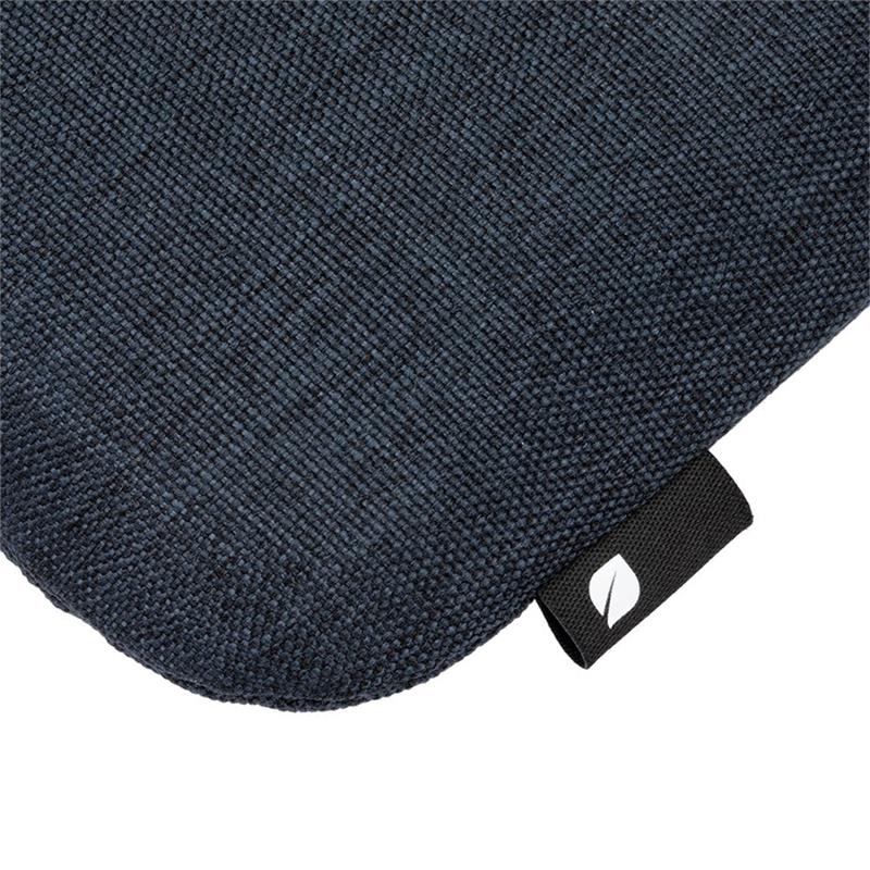 Incase puzdro Compact Sleeve in Woolenex pre MacBook Pro 16" 2021 - Navy