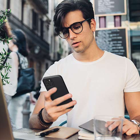 Elago kryt Silicone Case pre iPhone 12/12 Pro - Black