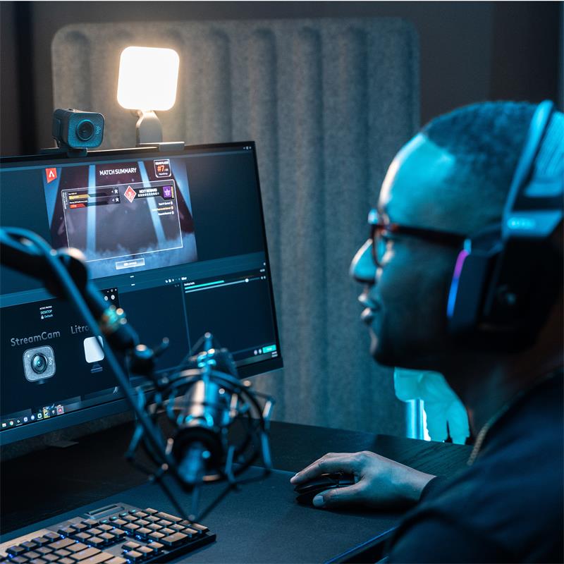 LOGITECH StreamCam - streamovacia Full HD kamera, USB-C, grafitová