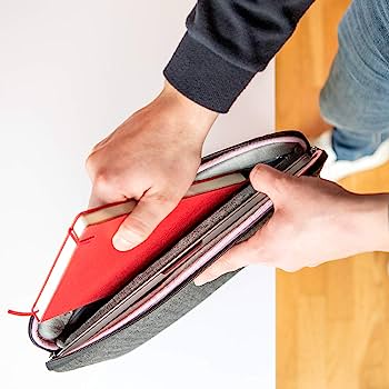 Aiino Stark Sleeve for MacBook Air and Pro 15" and 16" - Black Smoke