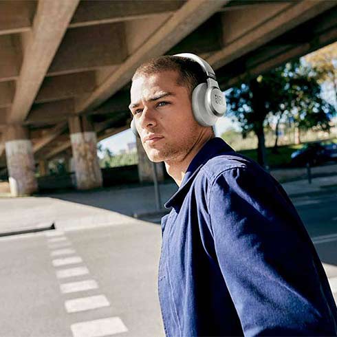 JBL Live 660NC Black slúchadlá