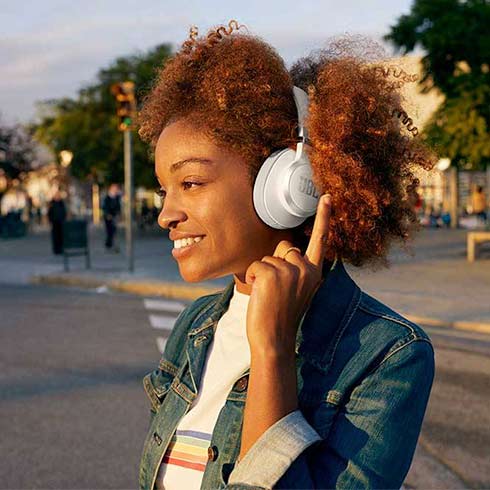 JBL Live 660NC Blue slúchadlá