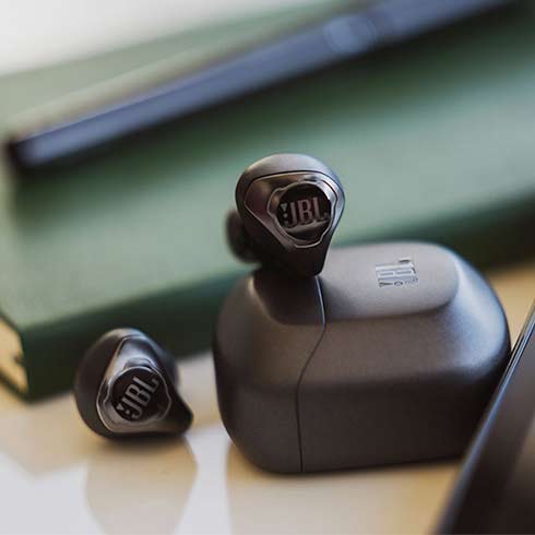 JBL Club PRO+ TWS Black slúchadlá