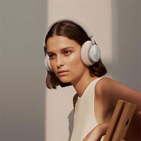 Bang & Olufsen H4 2rd Gen Limestone slúchadlá