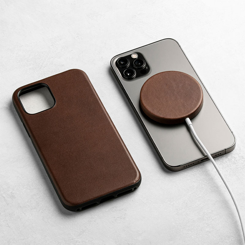 Nomad kryt Leather Case pro MagSafe - Rustic Brown