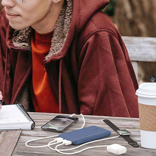 Belkin Boost Charge 3-Port Powerbank 10K + USB-A to USB-C kábel - Blue