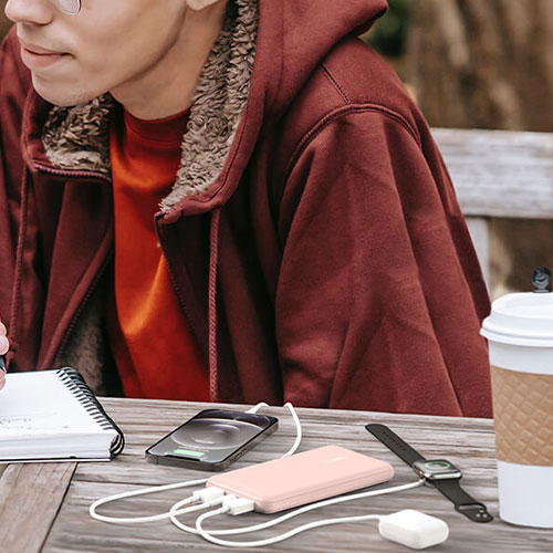 Belkin Boost Charge 3-Port Powerbank 10K + USB-A to USB-C kábel - Rose Gold