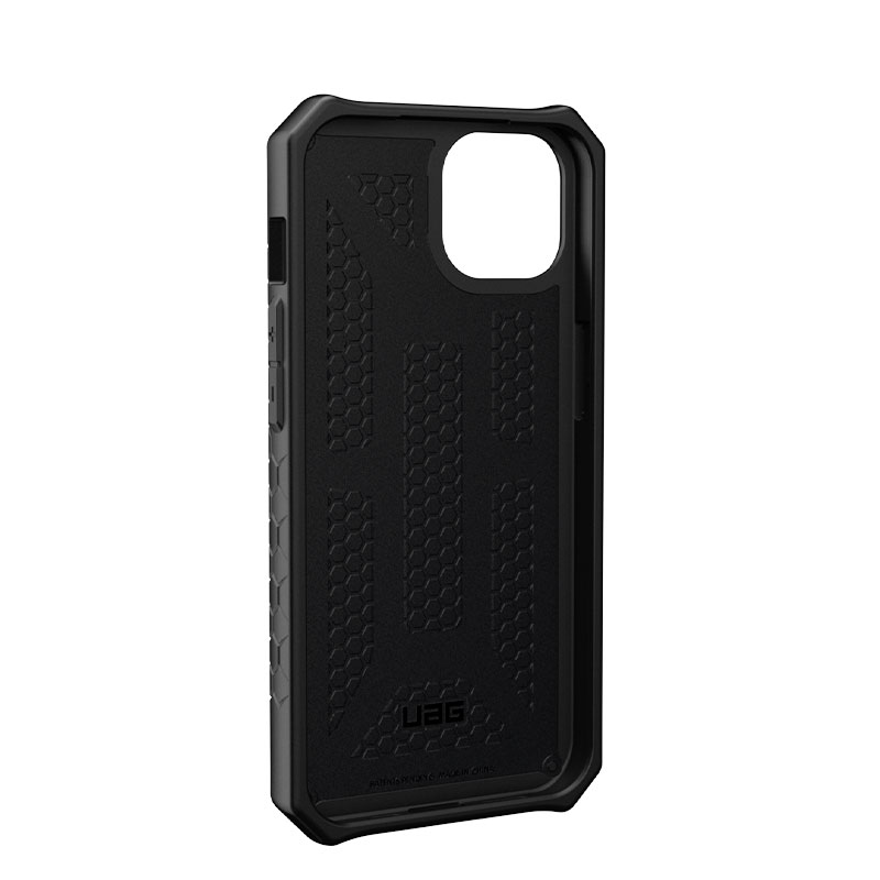 UAG kryt Monarch pre iPhone 13 - Black