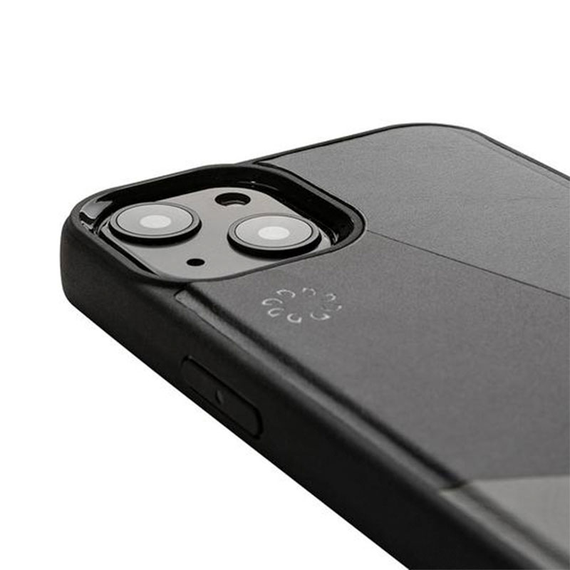 Decoded kryt Nike Leather Backcover MagSafe pre iPhone 13 - Black