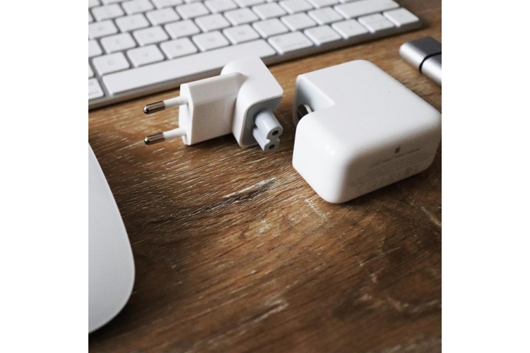 Aiino - EU duckhead for Apple chargers - EU