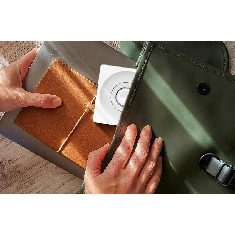 Belkin Boost Charge Pro Portable Fast Charger pro Apple Watch - White