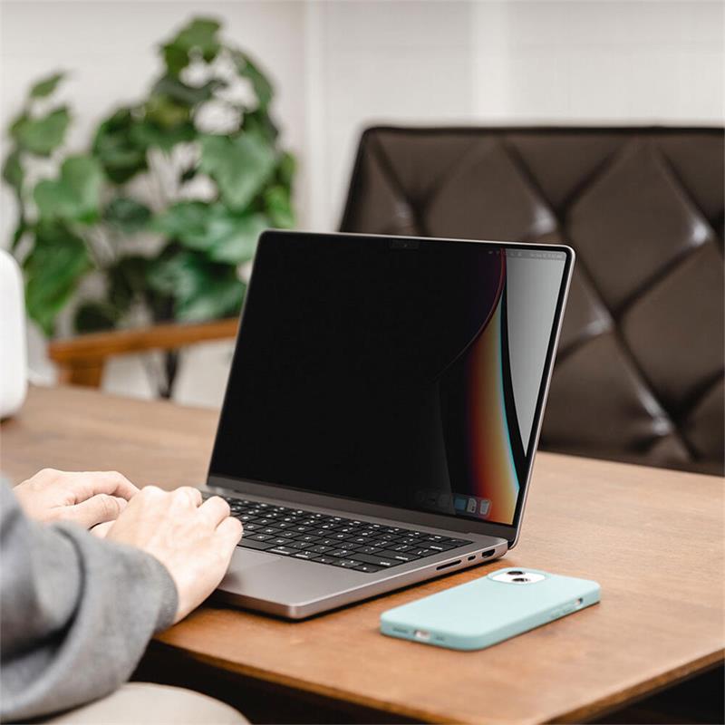 SwitchEasy Magnetic Privacy Protector pre Macbook Air 13" M2/M3/M4