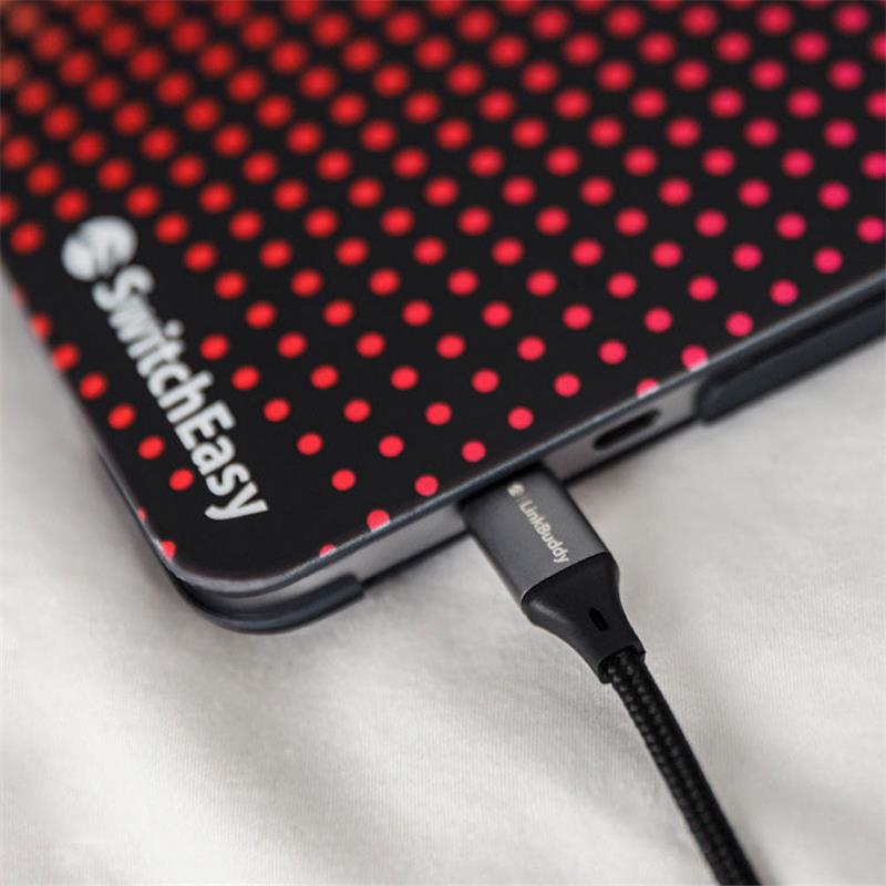 SwitchEasy Hardshell Dots Case pre MacBook Air 13" M2/M3/M4 - Rainbow